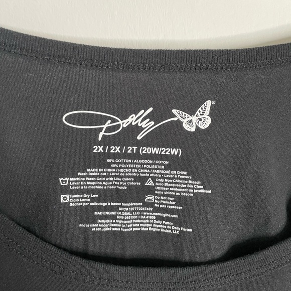 Dolly Black Graphic Tee with Red and Gold Design - Picture 3 of 4